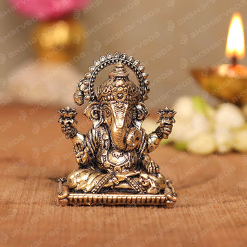 Intricate Brass Dagdusheth Ganpati Murti | 2 Inches